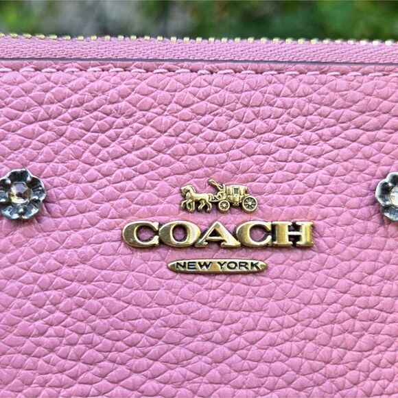 Coach Rivet Tea Rose Pink Sequins Floral Primrose Leather Wristlet (F31835) - Picture 3 of 10
